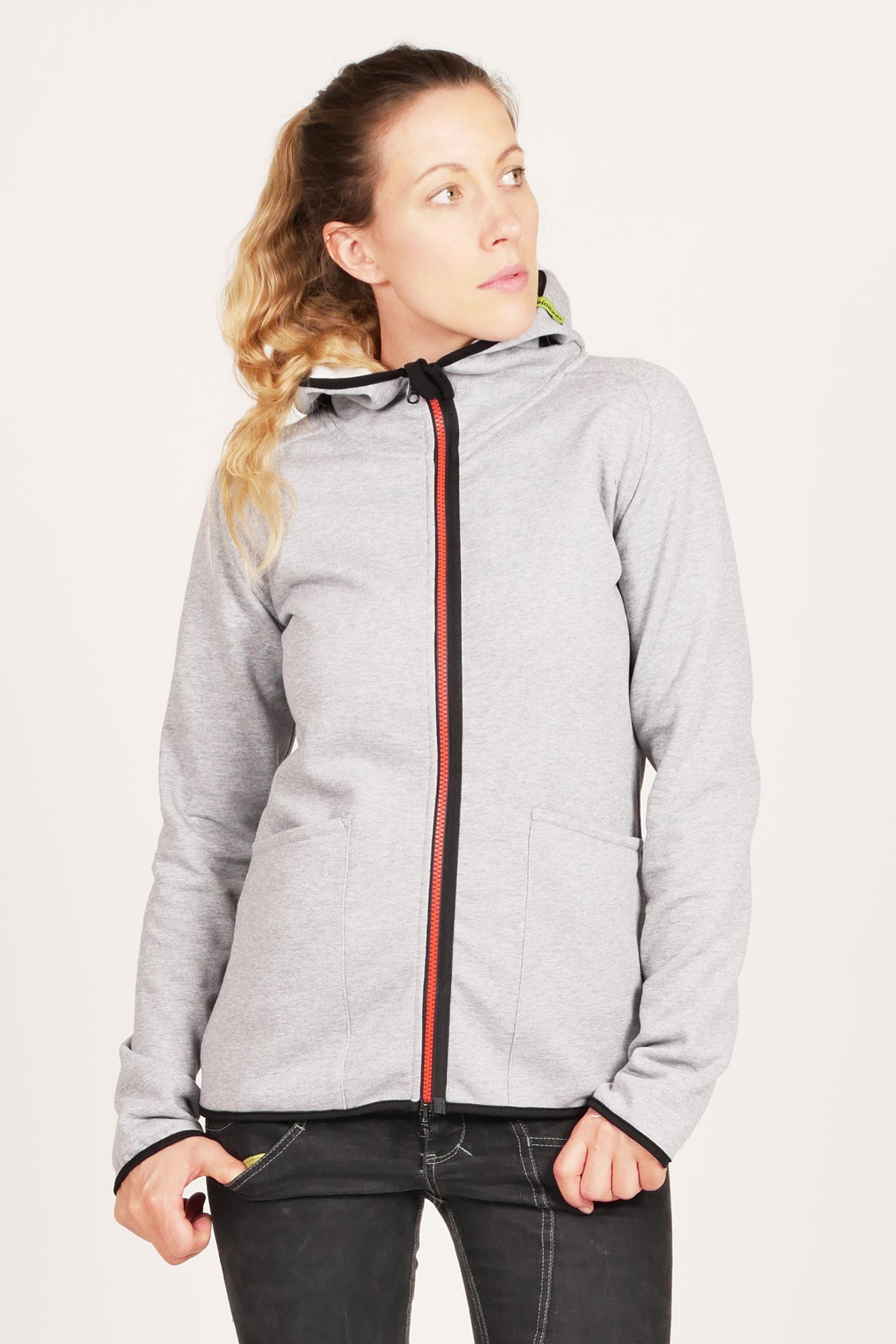 AGOYA REVERSIBLE HOODIE